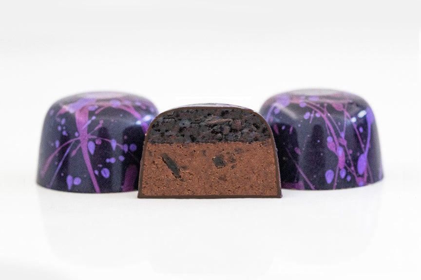 Raspberry Fig Truffle (Bulk Tray of 24) – Forte Chocolate Wholesale